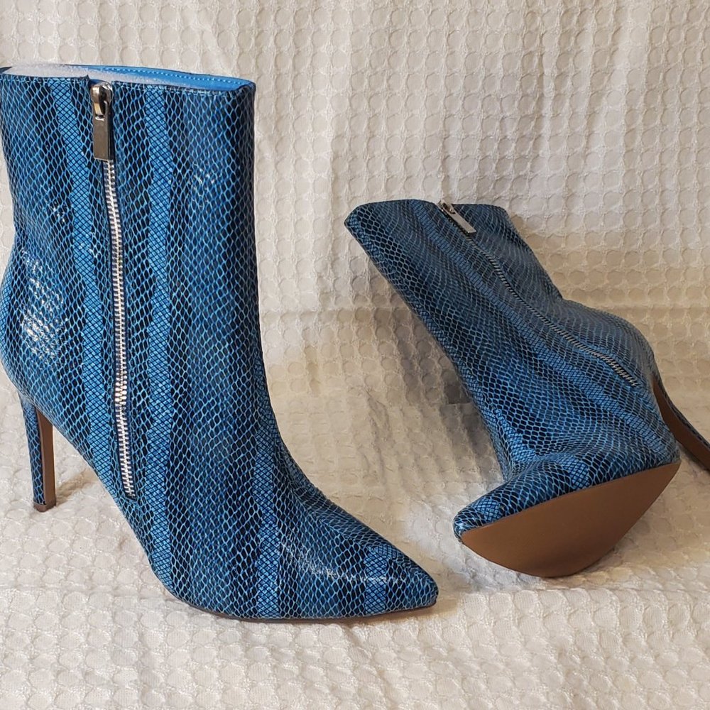 Snake Ankle Boot Size 8.5